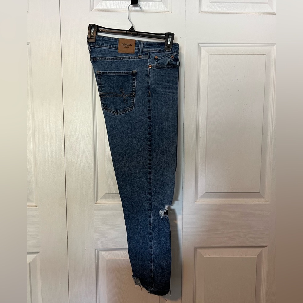 Denizen by Levi’s, distressed boyfriend jeans, size 10, very good condition